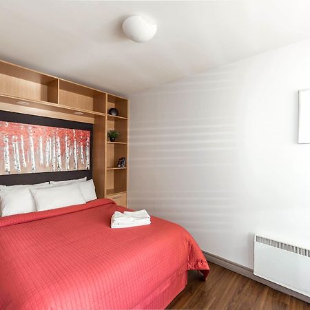 Auberge & Hotel Montreal Espace Confort Екстериор снимка