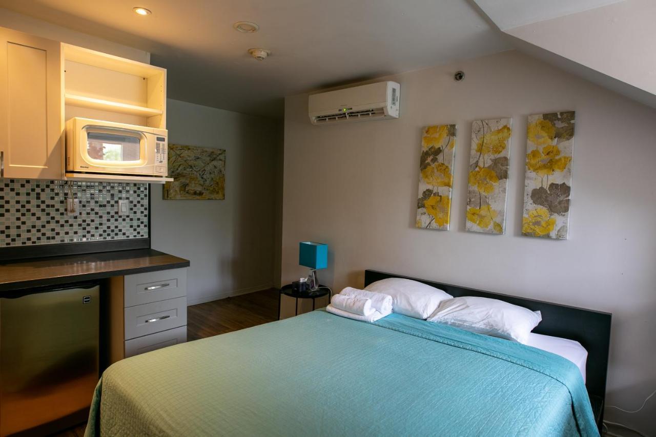 Auberge & Hotel Montreal Espace Confort Екстериор снимка