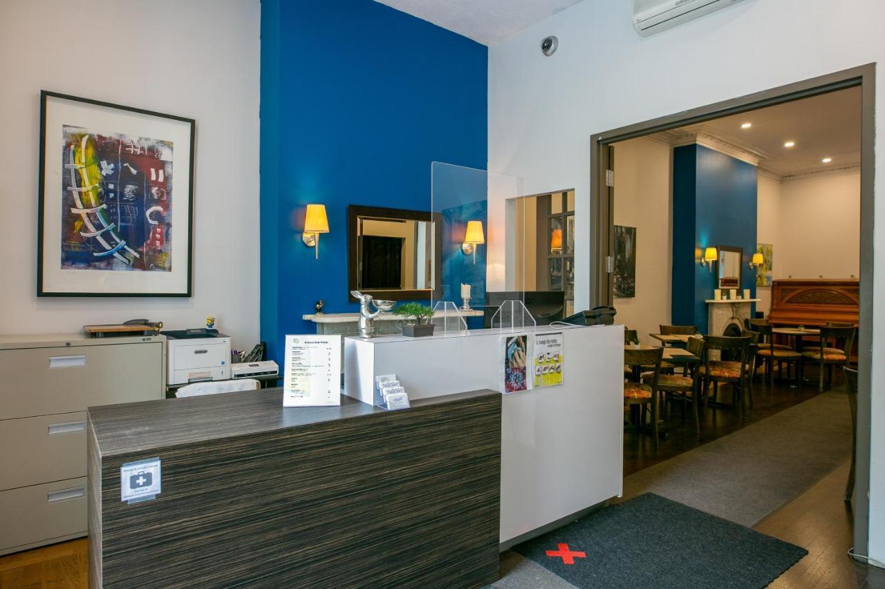 Auberge & Hotel Montreal Espace Confort Екстериор снимка