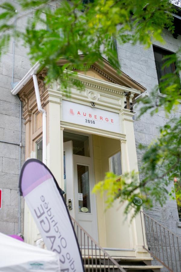 Auberge & Hotel Montreal Espace Confort Екстериор снимка