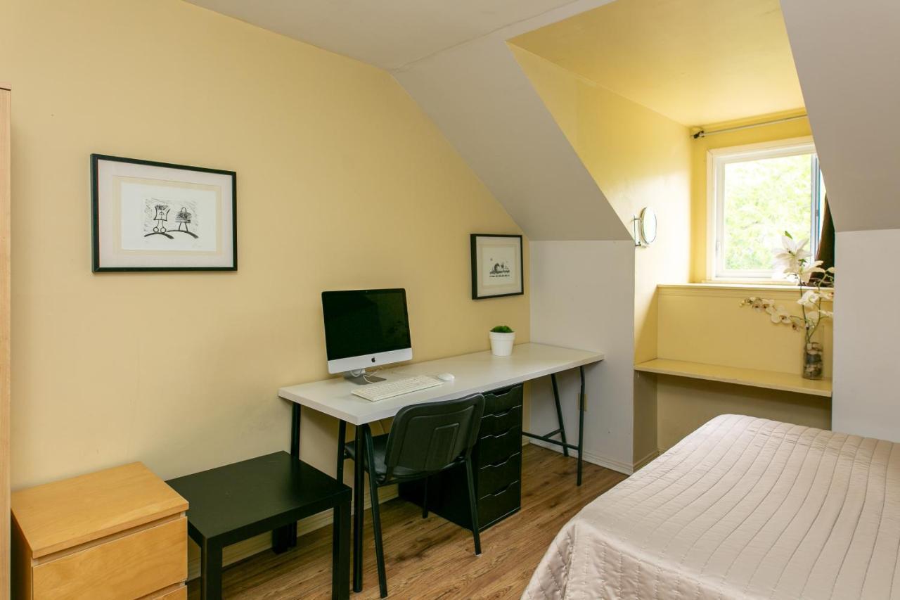 Auberge & Hotel Montreal Espace Confort Екстериор снимка